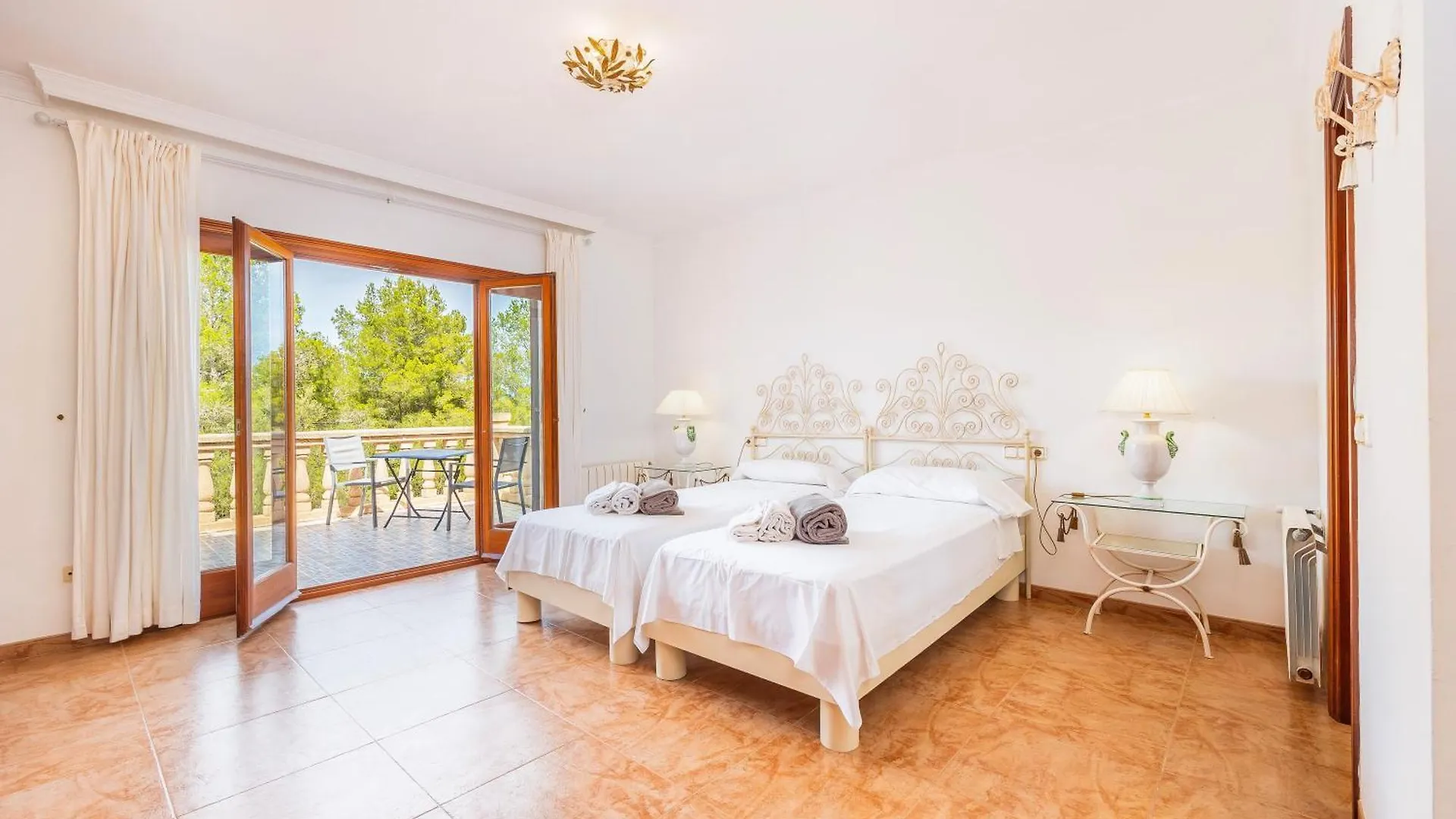 Tomymar Villa Cala Ratjada  Semesterbostad