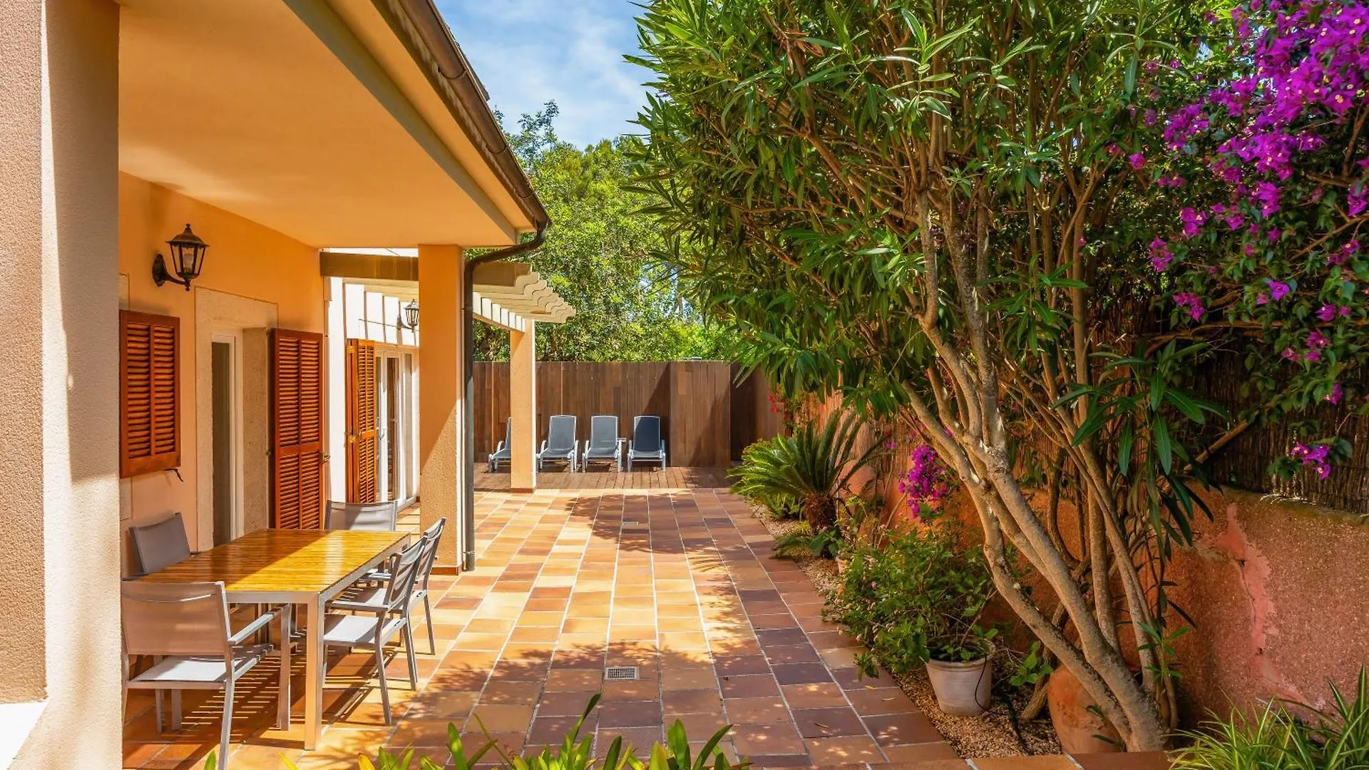 Tomymar Villa Cala Ratjada  Semesterbostad
